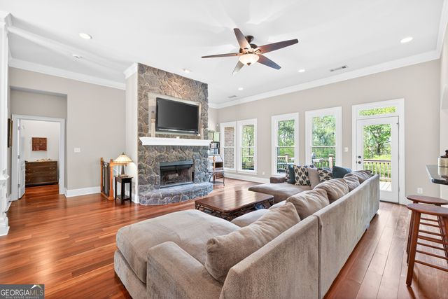 1121 Deer Trail, Bishop, GA 30621