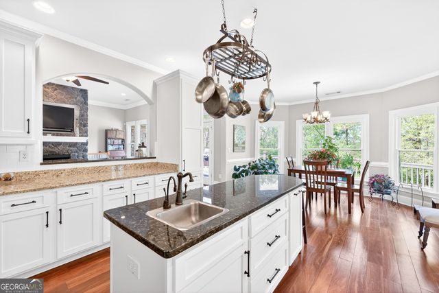 1121 Deer Trail, Bishop, GA 30621