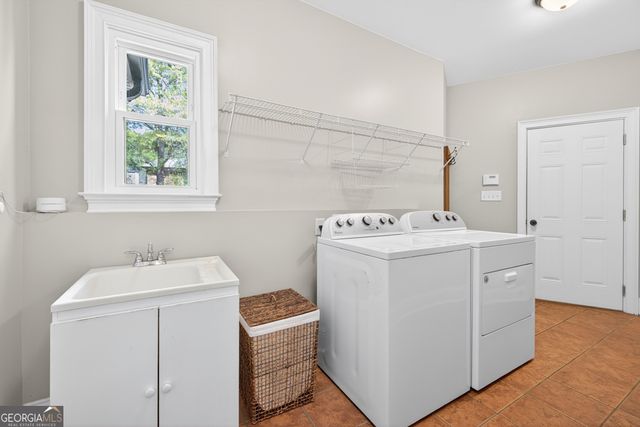 1121 Deer Trail, Bishop, GA 30621