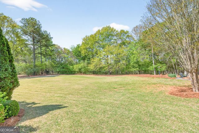 1121 Deer Trail, Bishop, GA 30621