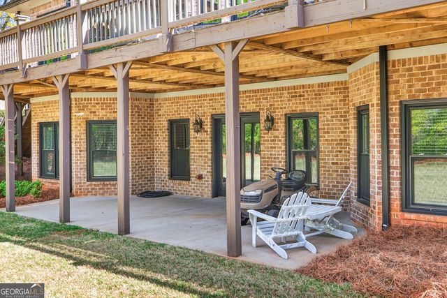 1121 Deer Trail, Bishop, GA 30621