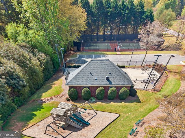 1121 Deer Trail, Bishop, GA 30621