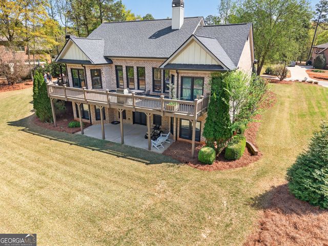 1121 Deer Trail, Bishop, GA 30621