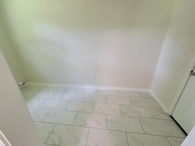 57 Cedar Hill Court, Defuniak Springs, FL 32433