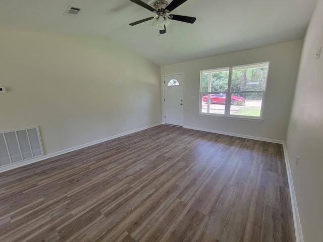 57 Cedar Hill Court, Defuniak Springs, FL 32433