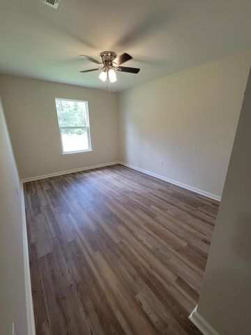 57 Cedar Hill Court, Defuniak Springs, FL 32433