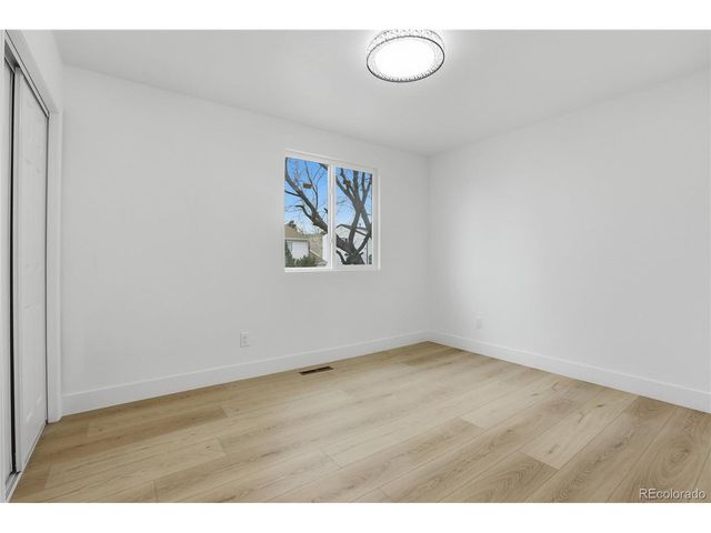 1056 E Nichols Ave, Centennial, CO 80122