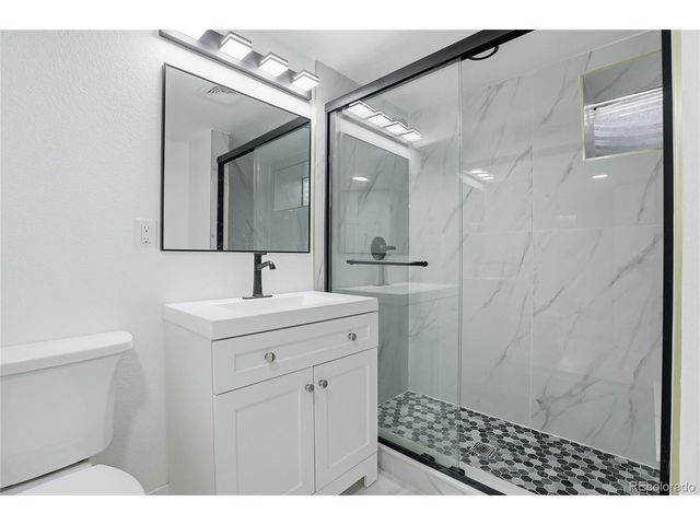 1056 E Nichols Ave, Centennial, CO 80122