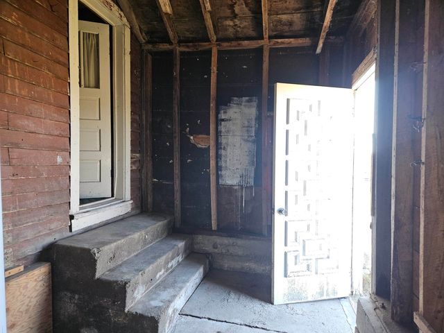 2100 W Temple Drive, Harrison, MI 48625
