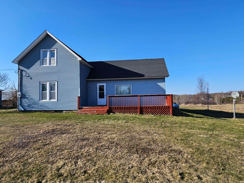 2100 W Temple Drive, Harrison, MI 48625