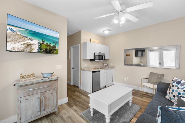 81 Mark Street, Destin, FL 32541