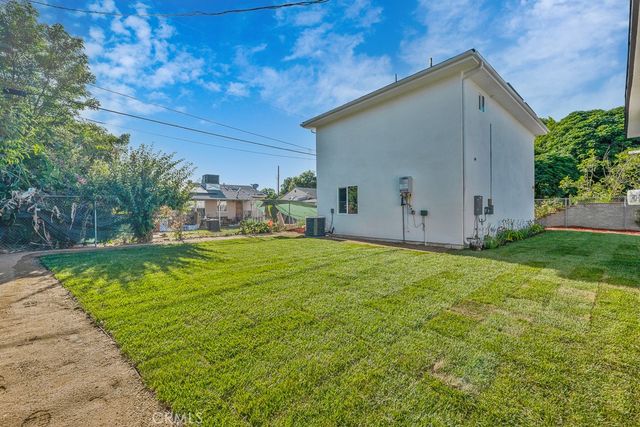 7719 Nestle Avenue, Reseda, CA 91335