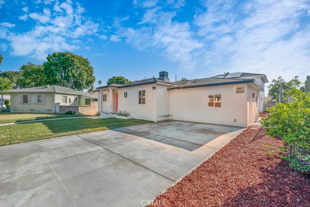 7719 Nestle Avenue, Reseda, CA 91335