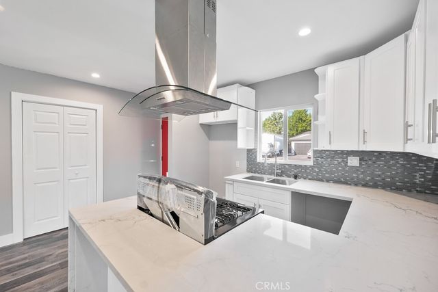 7719 Nestle Avenue, Reseda, CA 91335