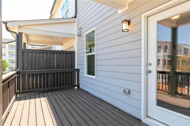 1051 Bullpen Bluffs, Lawrenceville, GA 30043