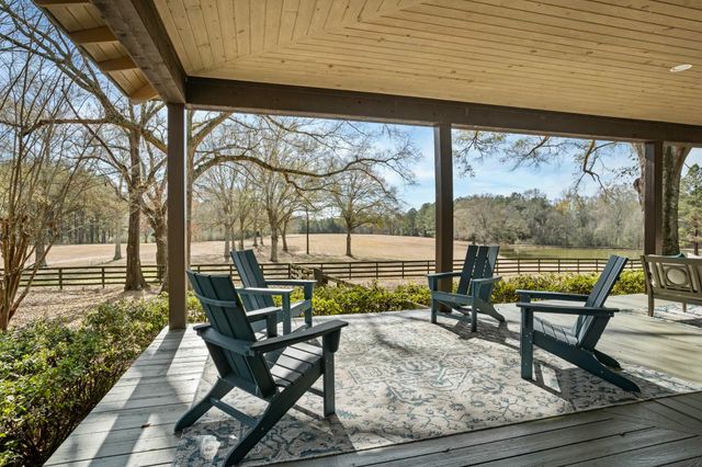 5844 N Williamsburg Rd., Bassfield, MS 39421
