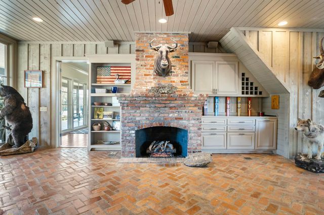 5844 N Williamsburg Rd., Bassfield, MS 39421