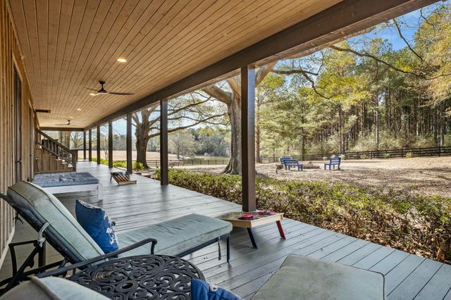 5844 N Williamsburg Rd., Bassfield, MS 39421