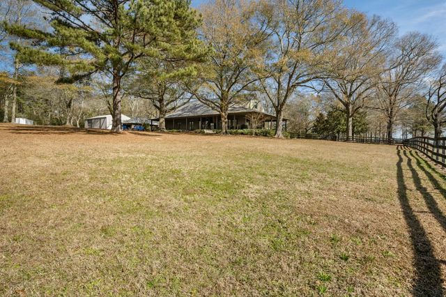 5844 N Williamsburg Rd., Bassfield, MS 39421