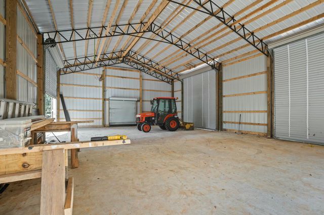 5844 N Williamsburg Rd., Bassfield, MS 39421