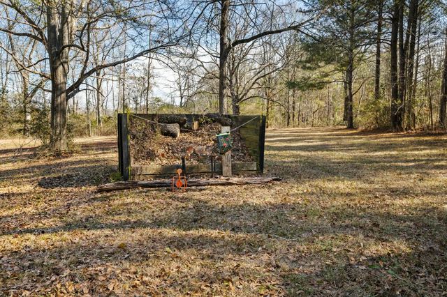 5844 N Williamsburg Rd., Bassfield, MS 39421