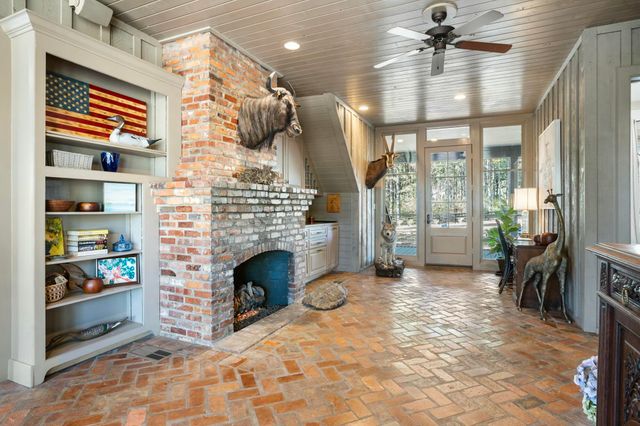 5844 N Williamsburg Rd., Bassfield, MS 39421