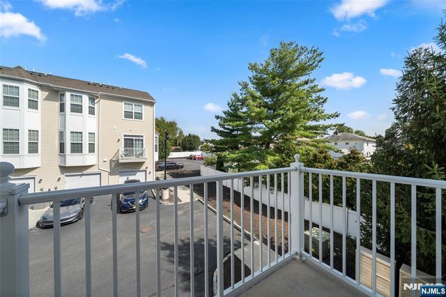 3 Holly Lane 902, Garfield, NJ 07026