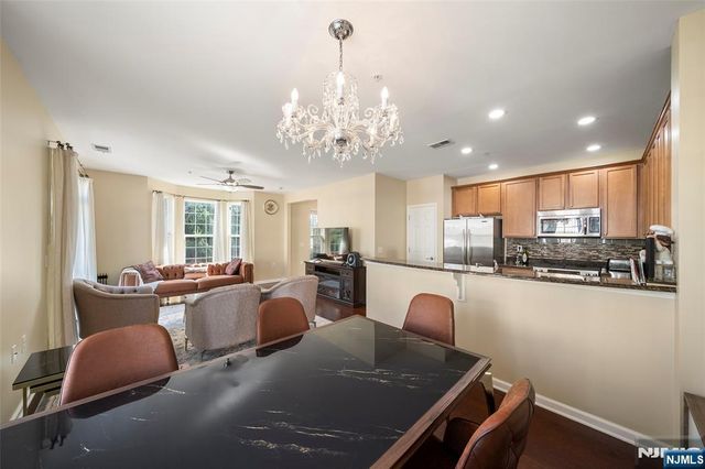 3 Holly Lane 902, Garfield, NJ 07026