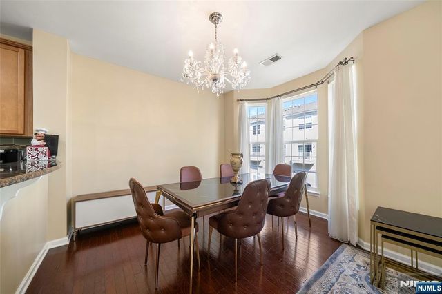 3 Holly Lane 902, Garfield, NJ 07026