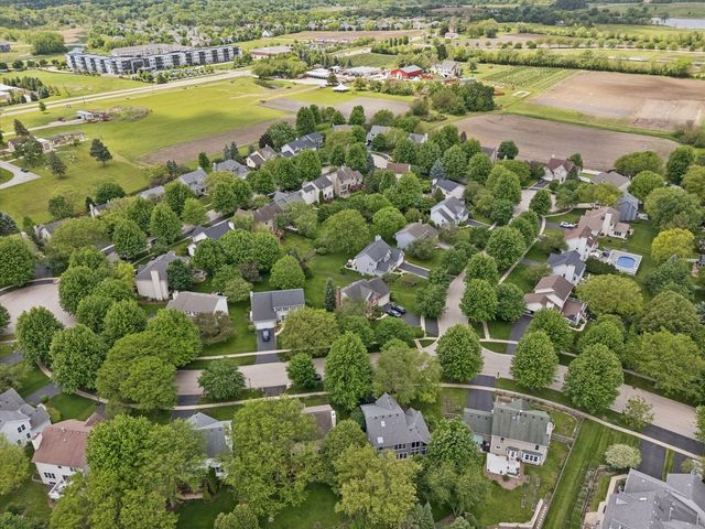 2725 Miller Road, Geneva, IL 60134