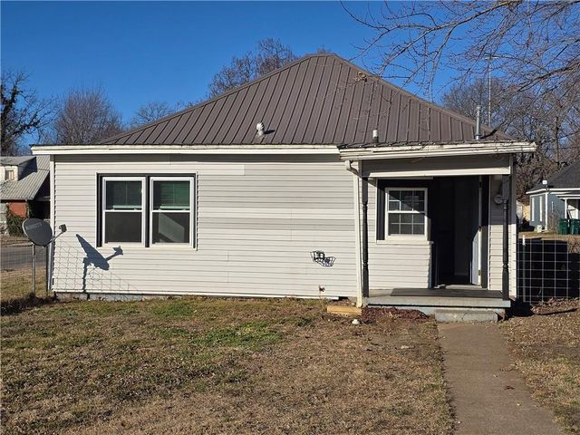 2530 Dirr Avenue, Parsons, KS 67357