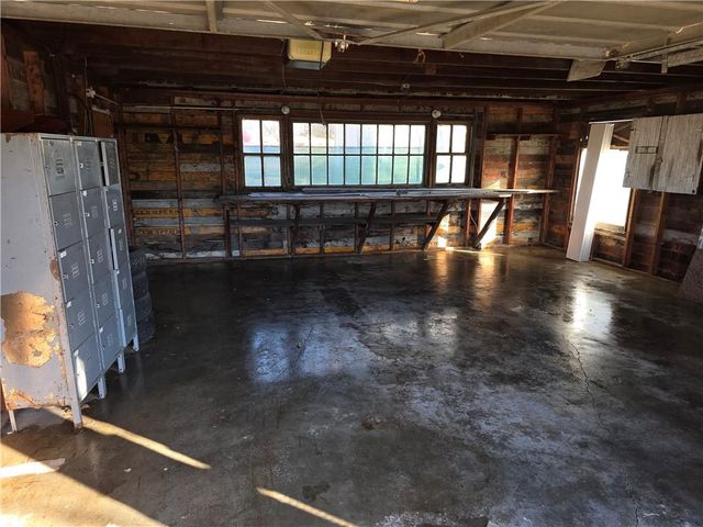 2530 Dirr Avenue, Parsons, KS 67357