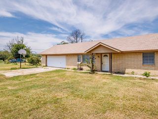 113 E River Oaks Road, Early, TX 76802