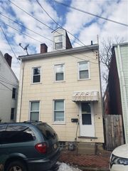1360 Herman St, Troy Hill, PA 15212