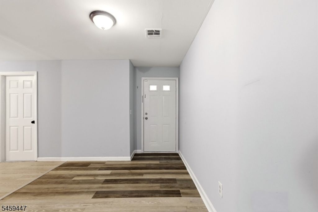 592 S 18Th St, Newark City, NJ 07103 — photo 5