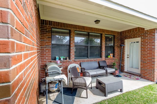 6706 Ashworth Drive, Sugar Land, TX 77479