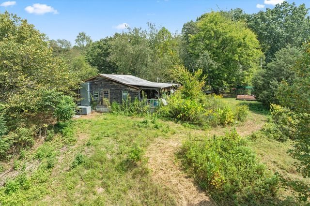 225 Richardson Ln, Gainesboro, TN 38562