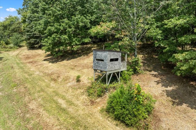 225 Richardson Ln, Gainesboro, TN 38562