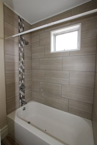 122 Elm St D, Millbury, MA 01527