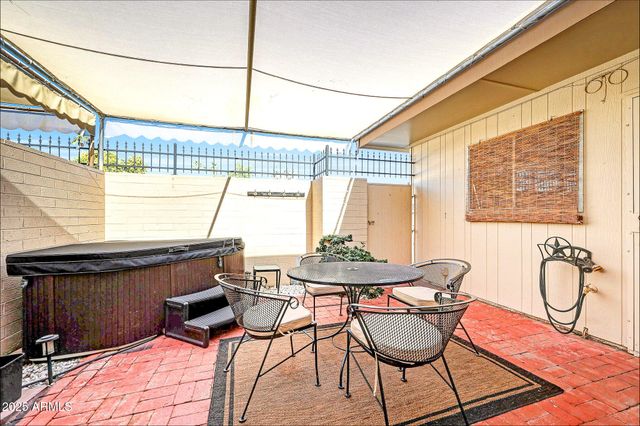 13642 N 109TH Avenue, Sun City, AZ 85351