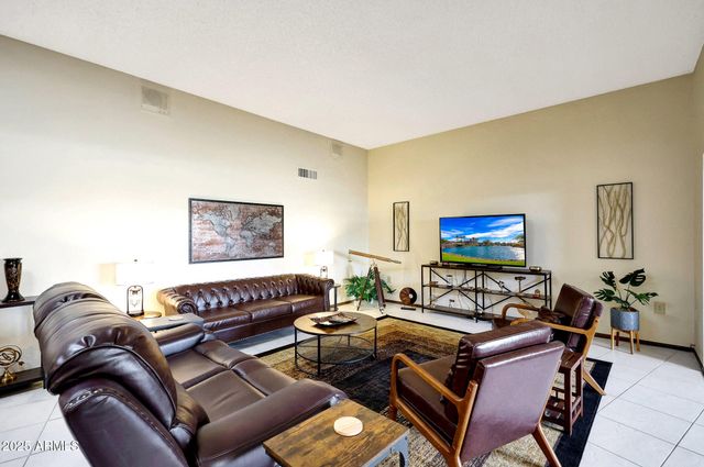 13642 N 109TH Avenue, Sun City, AZ 85351