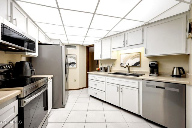 13642 N 109TH Avenue, Sun City, AZ 85351