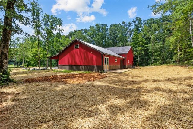 2796 Highway 100, Centerville, TN 37033