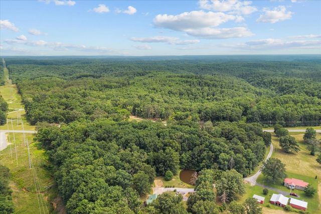 2796 Highway 100, Centerville, TN 37033