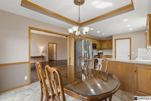 15616 Edna Circle, Omaha, NE 68136