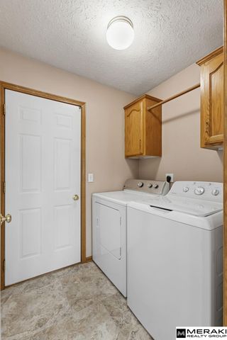 15616 Edna Circle, Omaha, NE 68136