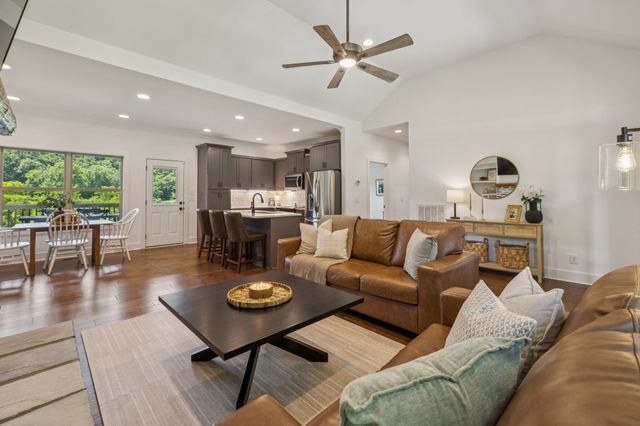 760 Johnson Hollow Rd, Watertown, TN 37184