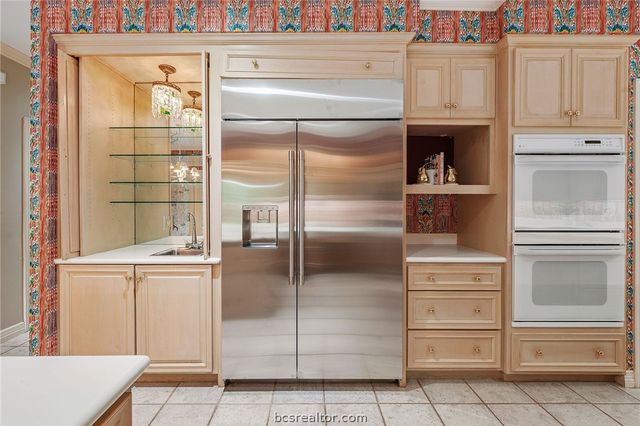 4701 Westminster Drive, Bryan, TX 77802
