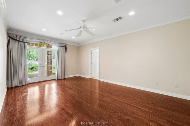 4701 Westminster Drive, Bryan, TX 77802
