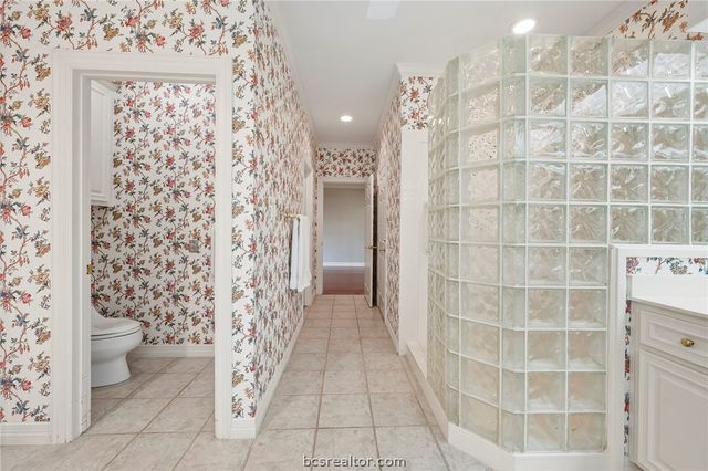 4701 Westminster Drive, Bryan, TX 77802